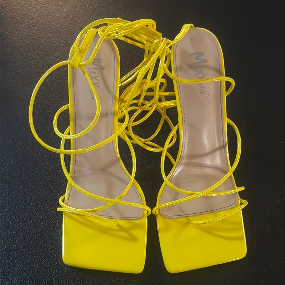 Mixx Shuz Yellow Strappy Heels Square Toe